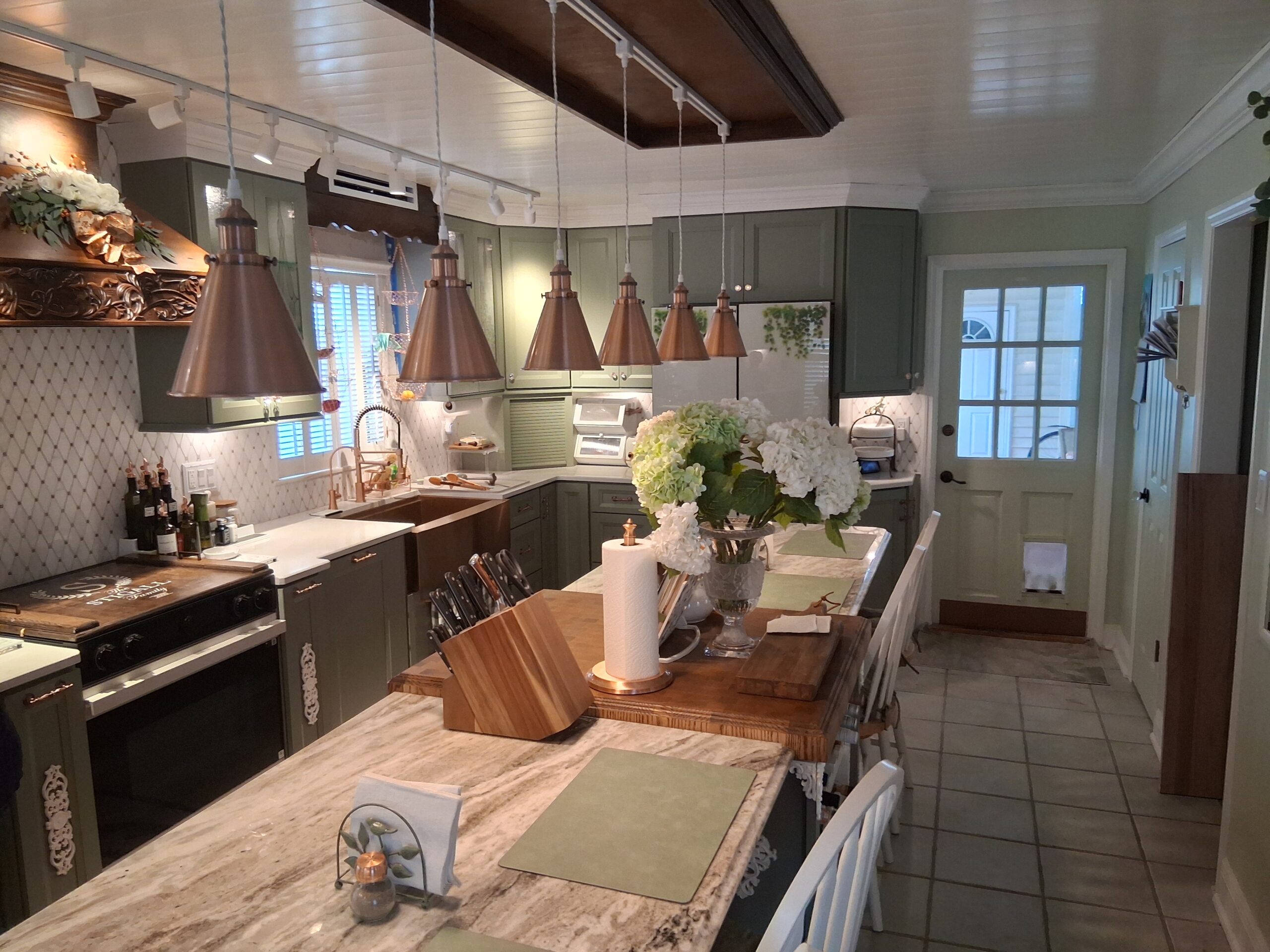 Davis Island Kitchen